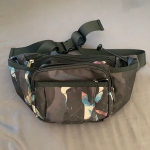 Fanny pack